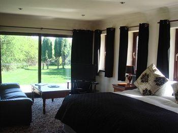 Robin Hood Foxwood Guest House מראה חיצוני תמונה