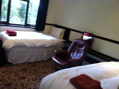 Robin Hood Foxwood Guest House מראה חיצוני תמונה
